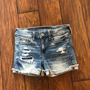 New with tags-American Eagle ripped denim shorts-8